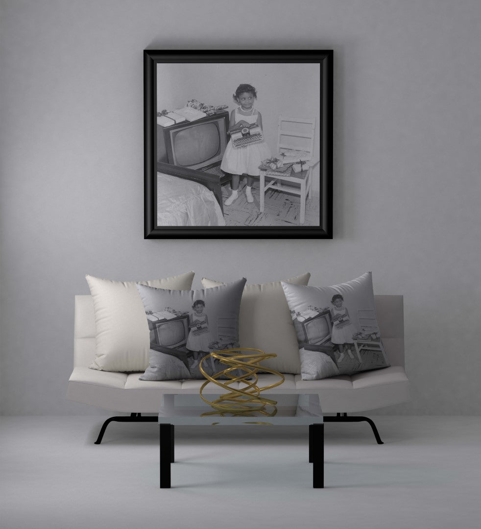 Young Typewriter-thumbmail-2